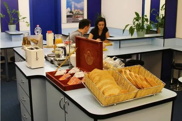 Drive Hotel Törökbálint